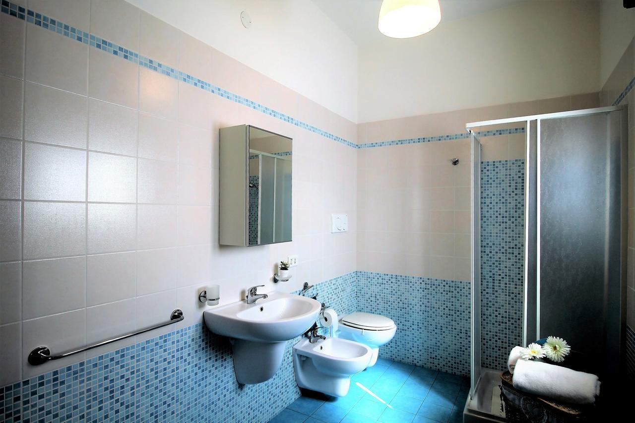 A Casa Di Emy By Holiday World Pulsano Exterior foto