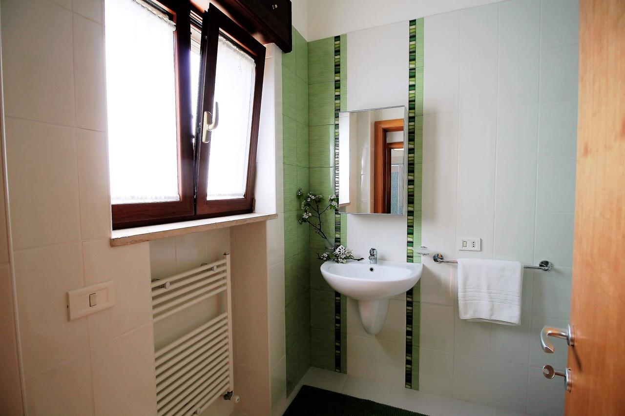 A Casa Di Emy By Holiday World Pulsano Exterior foto
